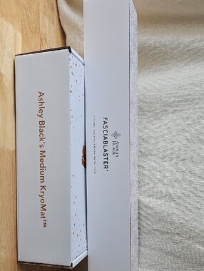 Ashley Black FasciaBlaster  Tools And Medium KryoMat.